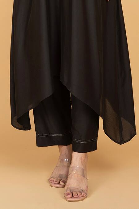 Tanu Malhotra_Black Cotton, Silk Beads V-neck Kaftaan And Pant Set _Online_at_Aza_Fashions
