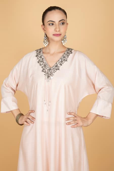 Tanu Malhotra_Ivory Cotton, Silk Beads, Embroidery V-neck Embellished Kaftaan And Pant Set _Online_at_Aza_Fashions