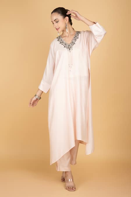 Buy_Tanu Malhotra_Ivory Cotton, Silk Beads, Embroidery V-neck Embellished Kaftaan And Pant Set 
