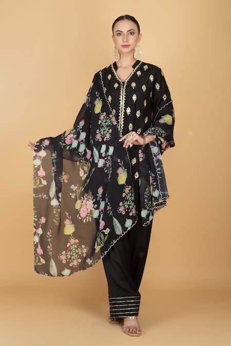 Tanu Malhotra Black Cotton, Silk, Modal, Organza Embroidery V-neck Kurta Pant Set 