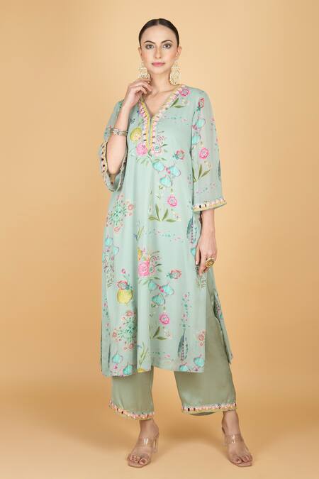 Buy_Tanu Malhotra_Green Georgette, Modal, Silk, Organza Embroidery V-neck Floral Kurta Set_Online_at_Aza_Fashions