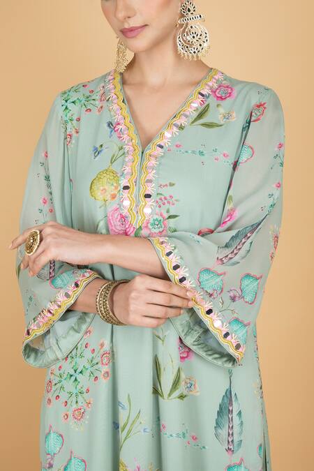 Tanu Malhotra_Green Georgette, Modal, Silk, Organza Embroidery V-neck Floral Kurta Set_at_Aza_Fashions