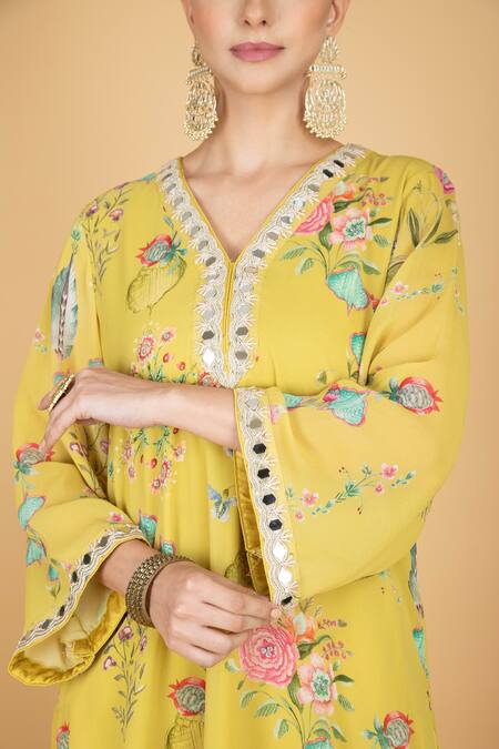 Tanu Malhotra_Lime Georgette, Modal, Silk, Organza Embroidery V-neck Floral Kurta Set _at_Aza_Fashions