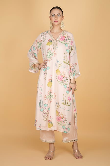 Tanu Malhotra_Pink Georgette, Modal, Silk, Organza Embroidery V-neck Floral Print Kurta Set _at_Aza_Fashions