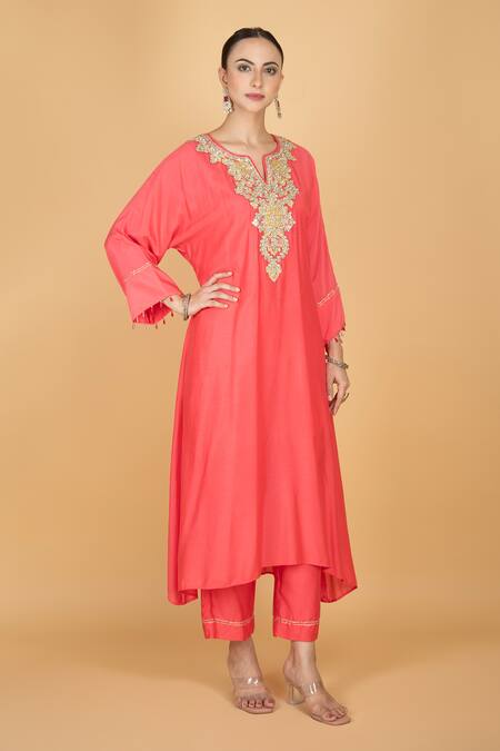 Buy_Tanu Malhotra_Coral Cotton, Silk Embroidery V-neck Pink Kaftaan And Pant Set _Online_at_Aza_Fashions