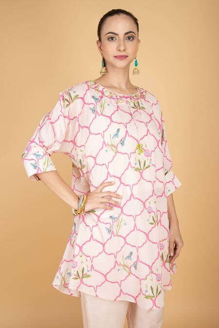 Buy_Tanu Malhotra_Pink Cotton Round Neck Floral Print Short Kurta And Pant Set _Online_at_Aza_Fashions