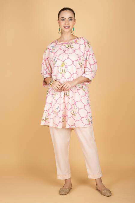 Shop_Tanu Malhotra_Pink Cotton Round Neck Floral Print Short Kurta And Pant Set _Online_at_Aza_Fashions