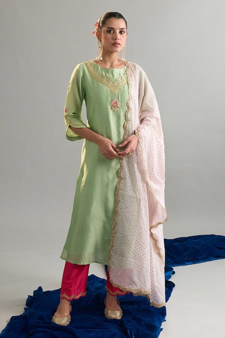 Anantaa By Roohi X AZA_Green Silk, Chanderi Embroidery, Sequins Round Neck Kurta Pant Set _at_Aza_Fashions