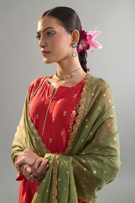 Buy_Anantaa By Roohi X AZA_Red Silk, Chanderi Sequins, Zari Round Neck Motif Kurta Set With Dupatta 