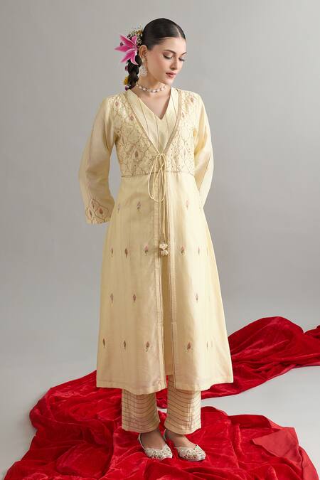 Buy Anantaa By Roohi X AZA Yellow Silk, Chanderi Gota Patti, Sequins, Embroidery V-neck Light Kurta Set Buy_Anantaa By Roohi X AZA_Yellow Silk, Chanderi Gota Patti, Sequins, Embroidery V-neck Light Kurta Set
