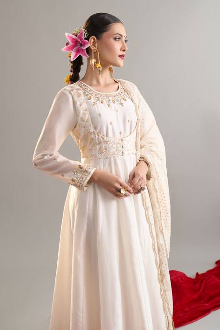 Buy_Anantaa By Roohi X AZA_Off White Silk, Chanderi, Cotton, Shantoon Sequins, Embroidered Anarkali Set 