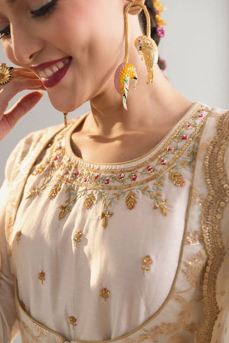 Shop Anantaa By Roohi X AZA Off White Silk, Chanderi, Cotton Sequins, Zari, Cut Work, Anarkali Set Shop_Anantaa By Roohi X AZA_Off White Silk, Chanderi, Cotton Sequins, Zari, Cut Work, Anarkali Set