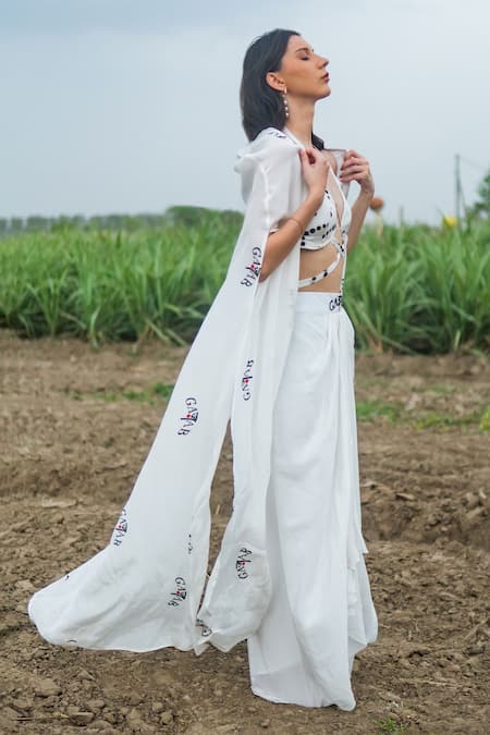 Buy_Gazab by Miku Kumar_Ivory Organza Embroidery Halter Neck Cape Set _Online_at_Aza_Fashions