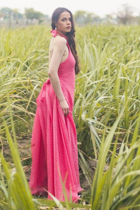 Gazab by Miku Kumar_Pink Organza Halter Neck Designer Maxi Dress _Online_at_Aza_Fashions