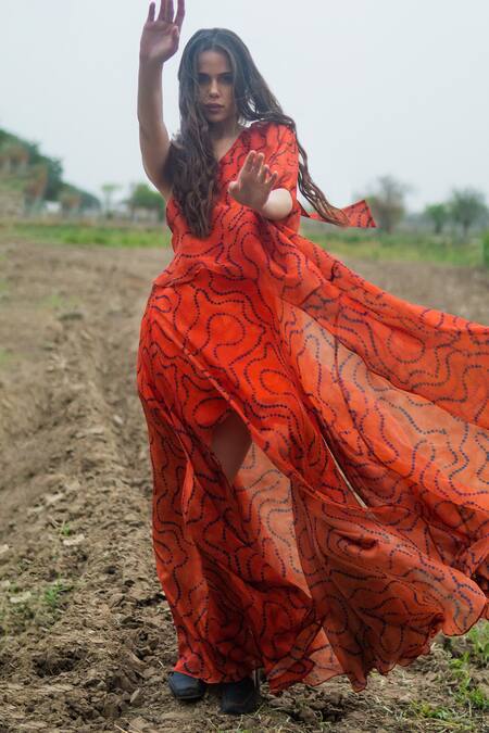 Buy_Gazab by Miku Kumar_Orange Organza Asymmetric Gypsy Moonrise Kaftan Dress 