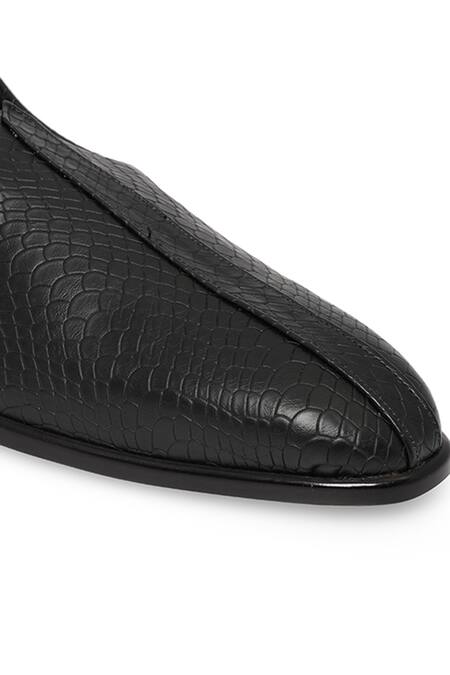 NR By Nidhi Rathi Black Patent Mid Top Slip On Mojaris at Aza Fashions NR By Nidhi Rathi_Black Patent Mid Top Slip On Mojaris _at_Aza_Fashions