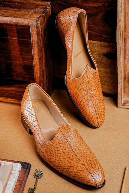 NR By Nidhi Rathi Brown Textured Patent Mojaris 