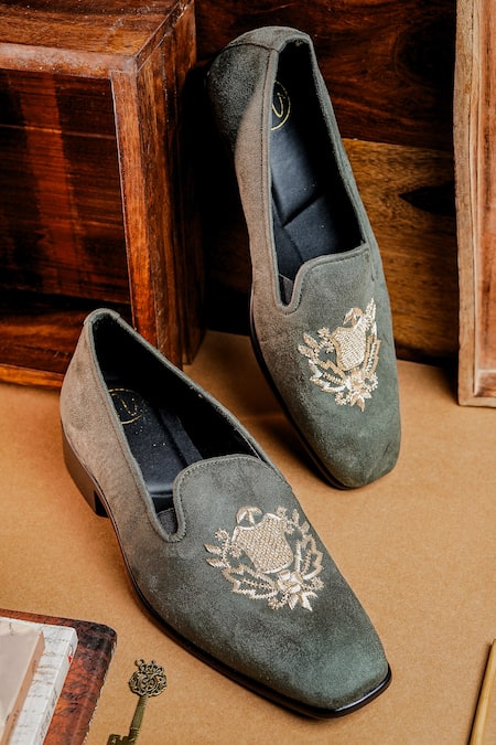 NR By Nidhi Rathi Grey Embroidered Suede Loafers 