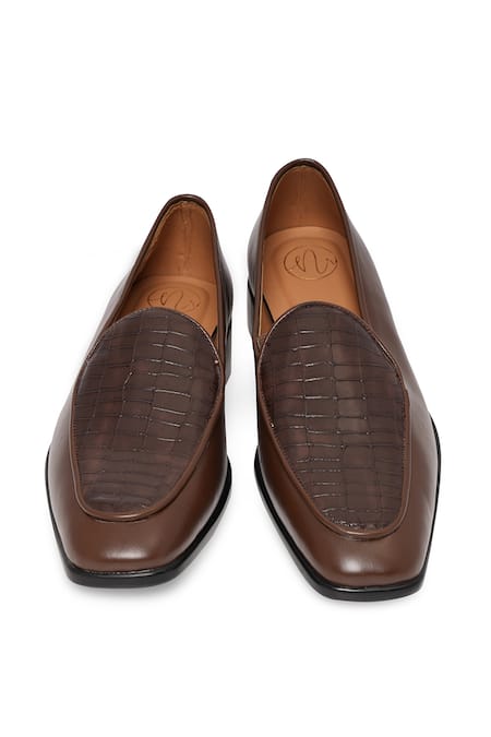 NR By Nidhi Rathi_Brown Textured Patent Loafers _at_Aza_Fashions