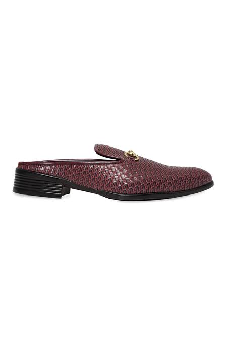 NR By Nidhi Rathi_Brown Textured Patent Flatforms _Online_at_Aza_Fashions