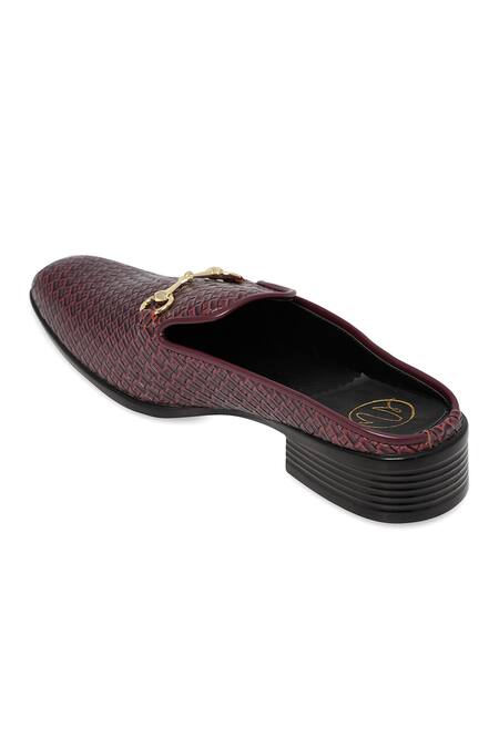 Buy_NR By Nidhi Rathi_Brown Textured Patent Flatforms _Online_at_Aza_Fashions