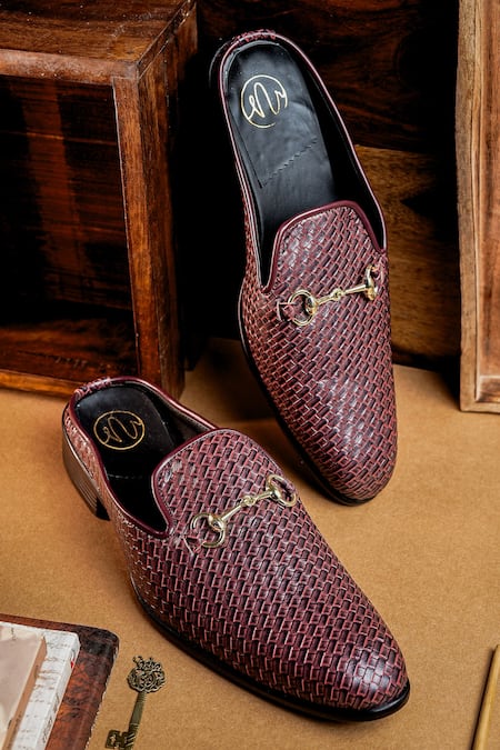 NR By Nidhi Rathi Brown Textured Patent Flatforms 