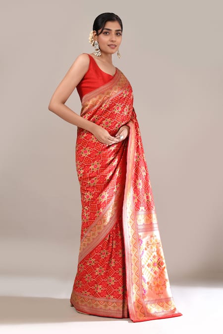 Buy_Samyukta Singhania_Red Weave Silk Patola Banarasi Saree With Running Blouse _Online_at_Aza_Fashions