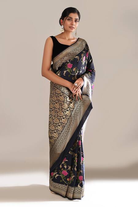 Samyukta Singhania_Navy Flower Weave Banarasi Silk Saree With Running Blouse _Online_at_Aza_Fashions