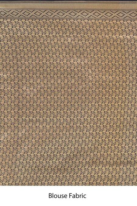 Samyukta Singhania_Navy Flower Weave Banarasi Silk Saree With Running Blouse _at_Aza_Fashions