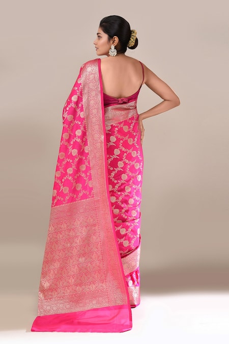 Naintara Bajaj Flower Weave Banarasi Silk Saree With Running Blouse 