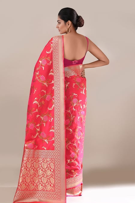 Samyukta Singhania Flower Weave Banarasi Silk Saree With Running Blouse 