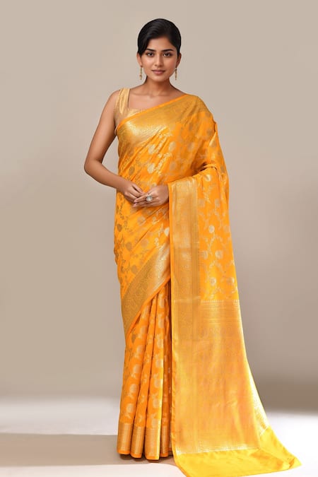 Naintara Bajaj Flower Weave Banarasi Silk Saree With Running Blouse 