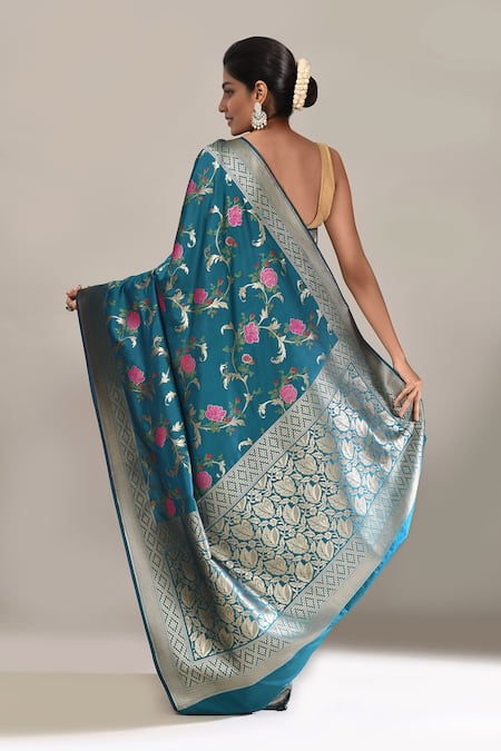 Samyukta Singhania Flower Weave Banarasi Silk Saree With Running Blouse 