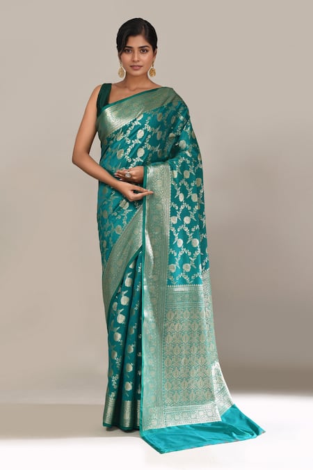 Samyukta Singhania Flower Weave Banarasi Silk Saree With Running Blouse 