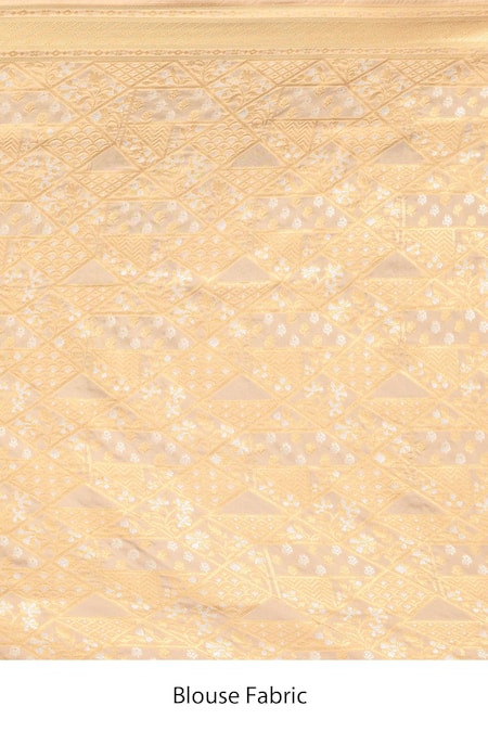 Samyukta Singhania_Cream Leaf Woven Banarasi Silk Saree With Running Blouse _Online_at_Aza_Fashions