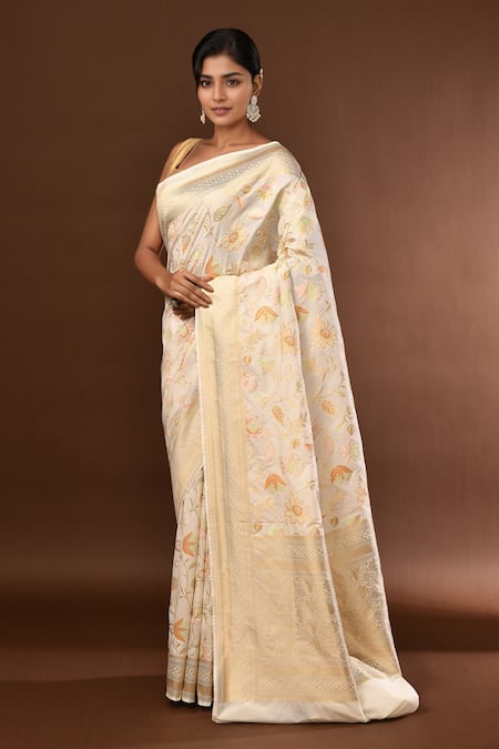 Buy_Samyukta Singhania_White Flower Weave Banarasi Silk Saree With Running Blouse _Online_at_Aza_Fashions