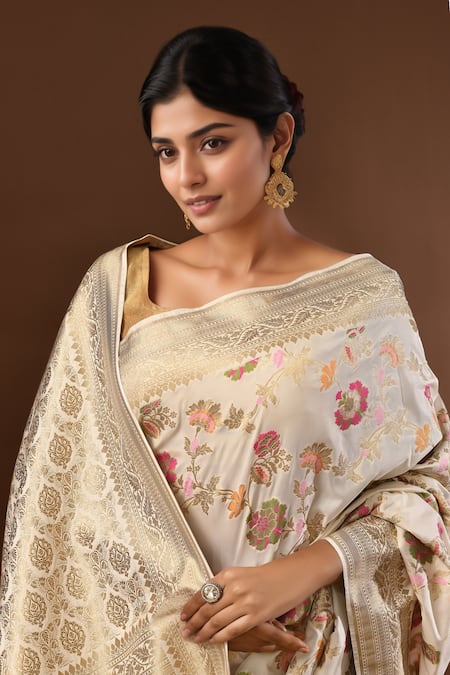 Shop_Samyukta Singhania_White Flower Banarasi Silk Saree With Running Blouse _Online_at_Aza_Fashions