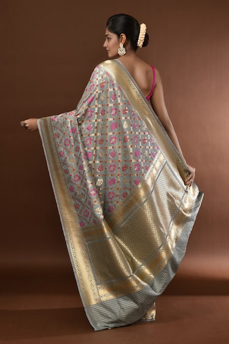 Samyukta Singhania Jaal Weave Banarasi Silk Saree With Running Blouse 
