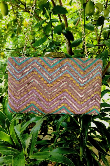 A Clutch Story Rangsham Rectangle Clutch 