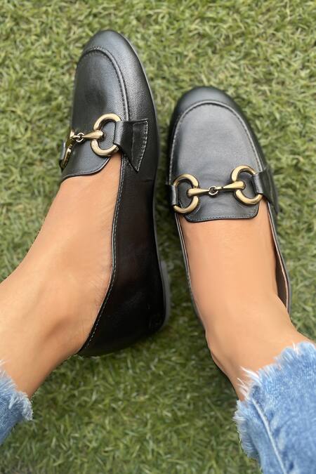 Buy_Modanta Footwear_Black Designer Flat Mocassins _Online_at_Aza_Fashions