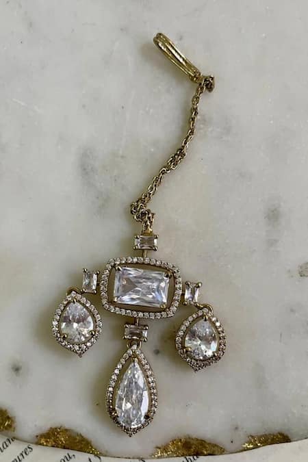 PRERTO_White Stones Leela 3 Layer Kanch Necklace Set _Online_at_Aza_Fashions