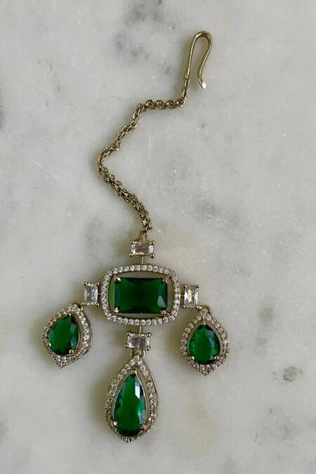 PRERTO_Emerald Green Gemstones, Crystals Kanch Victorian Necklace Set_Online_at_Aza_Fashions