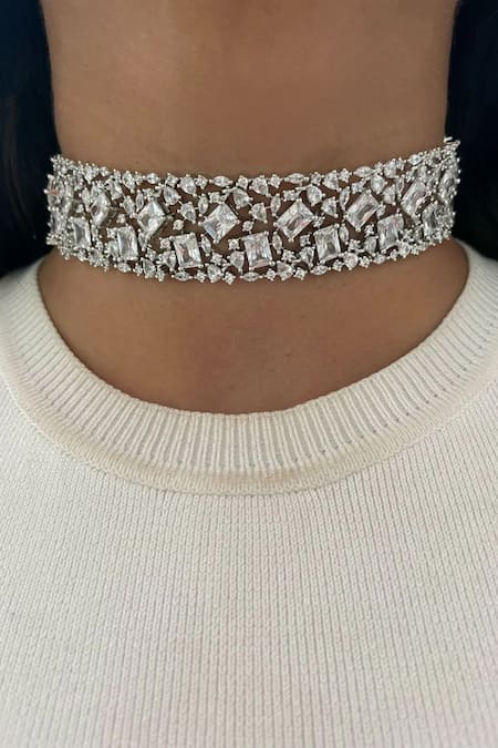 Prerto Baguette & Tear Drops Diamond Choker Set 