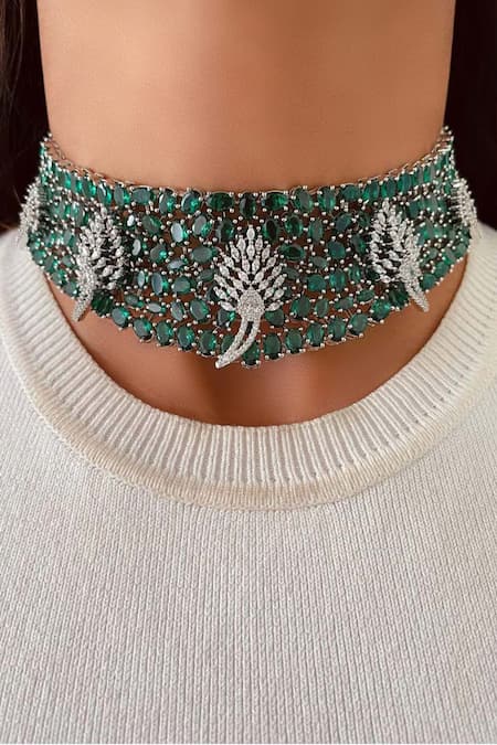 Prerto Emerald Choker Diamond Motif Necklace Set 
