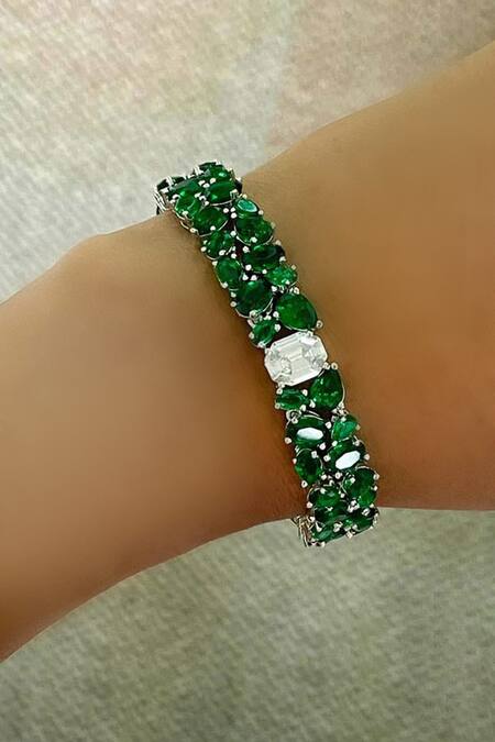 PRERTO_Emerald Green Stones, Diamonds, Choker Motif Set _Online_at_Aza_Fashions