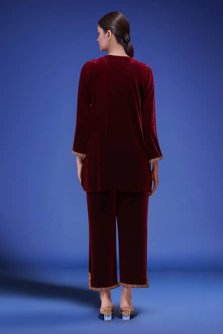 Samyukta Singhania Wine Velvet Embroidered Kurta Pant Set 