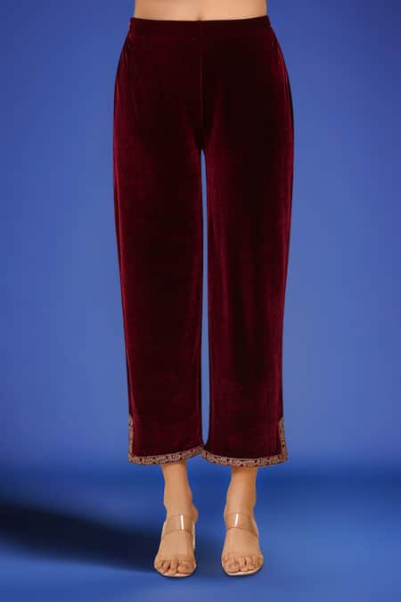 Buy_Samyukta Singhania_Wine Polyester Embroidery V-neck Velvet Kurta Pant Set _Online_at_Aza_Fashions
