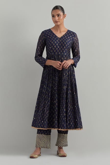 Ikshita Choudhary Blue Chanderi Embroidery V-neck Block Printed Anarkali Set Online at Aza Fashions Ikshita Choudhary_Blue Chanderi Embroidery V-neck Block Printed Anarkali Set _Online_at_Aza_Fashions