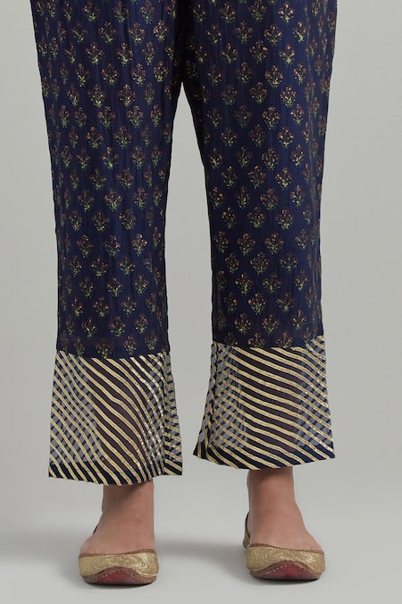 Ikshita Choudhary Blue Chanderi Embroidery V-neck Block Printed Anarkali Set at Aza Fashions Ikshita Choudhary_Blue Chanderi Embroidery V-neck Block Printed Anarkali Set _at_Aza_Fashions