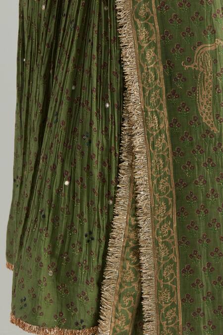 Buy_Ikshita Choudhary_Green Chanderi Embroidery V-neck Block Printed Anarkali Set 